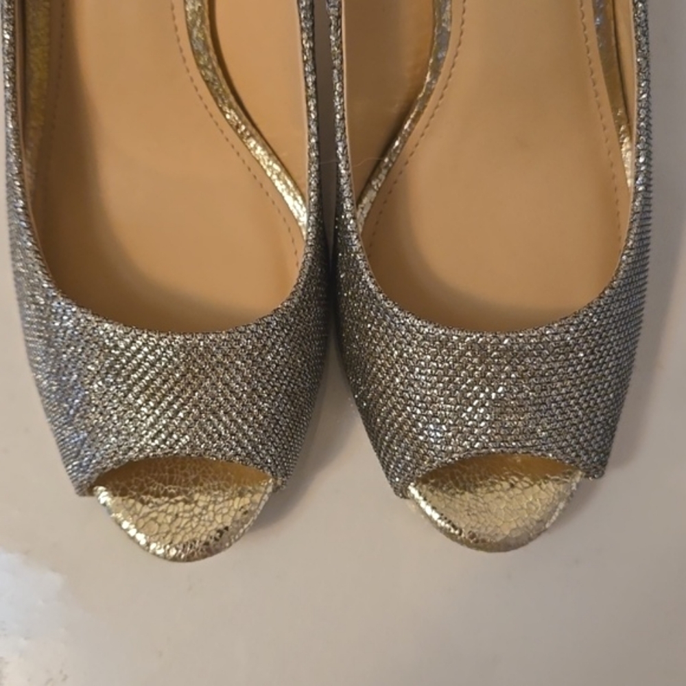 Vince Camuto Kiley Peep Toe Flash Gold Glitter Heels 7.5 EUC - Picture 9 of 12